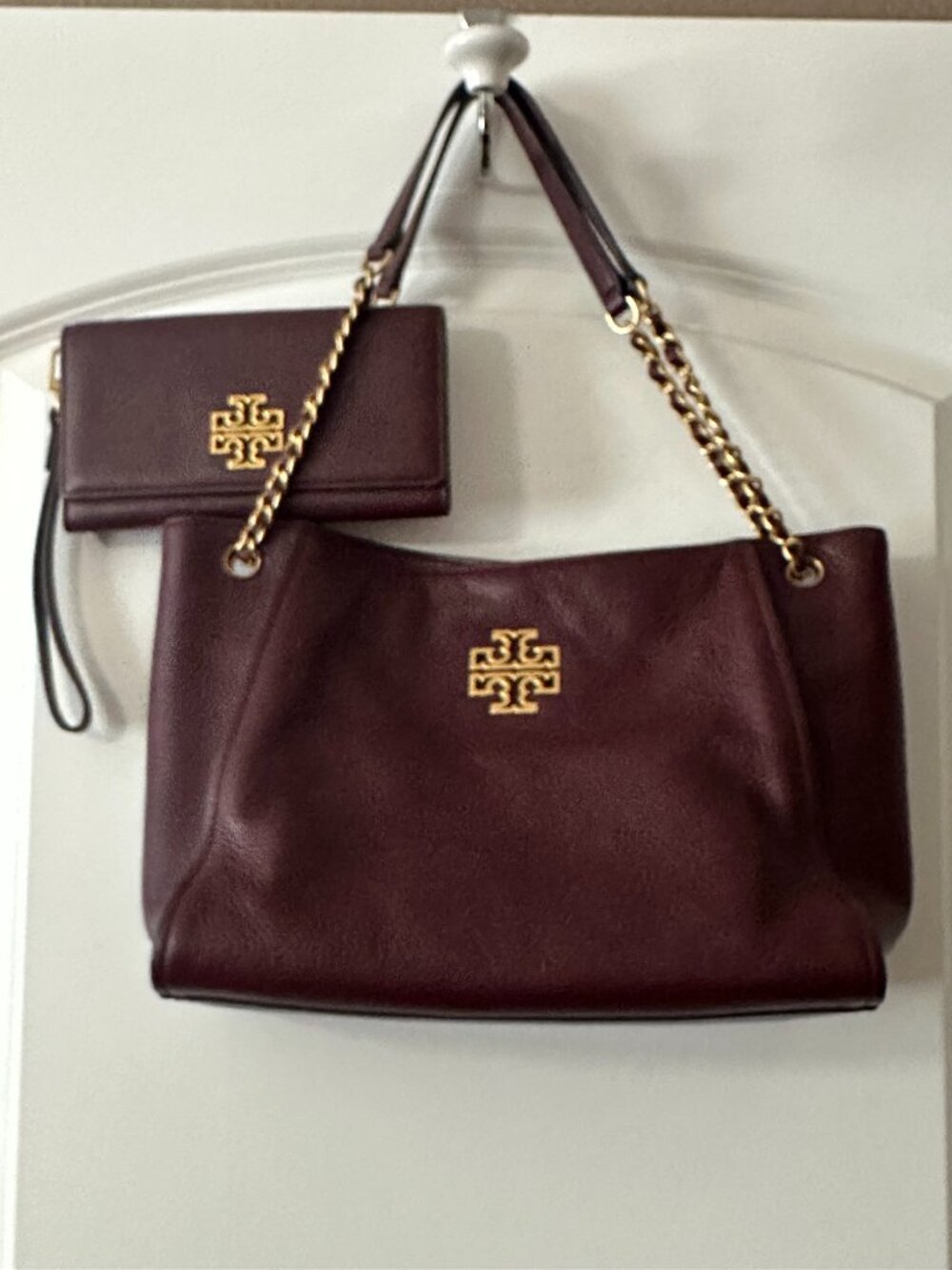 BUNDLE Tory Burch Britten Tote w/ matching wallet in garnet excellent condition!